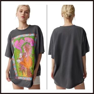 COPY - Urban Outfitters Sold Out Pink Floyd London Tour Oversized Tee Size L/XL